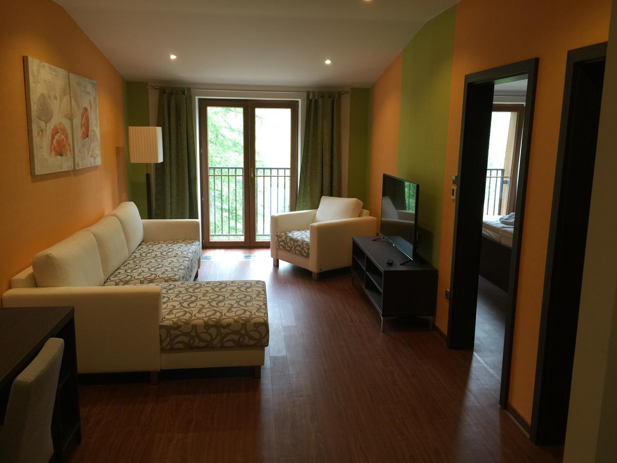 Casino & Hotel Admiral สตราชนี ภายนอก รูปภาพ